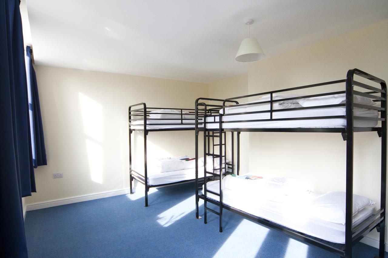 Alton Castle Centre Hostel Exterior photo