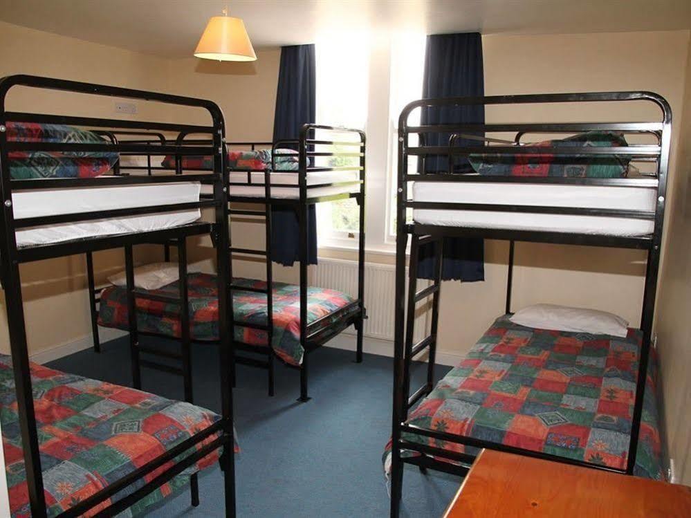 Alton Castle Centre Hostel Exterior photo