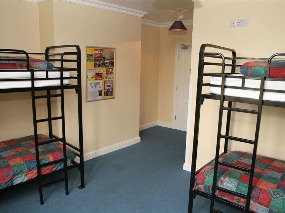 Alton Castle Centre Hostel Exterior photo